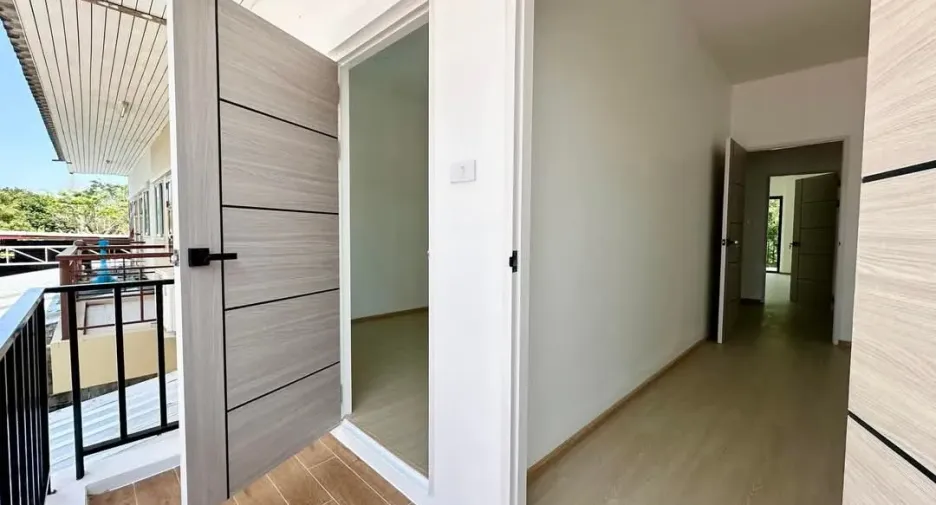For sale 4 bedrooms house in Thalang, Phuket