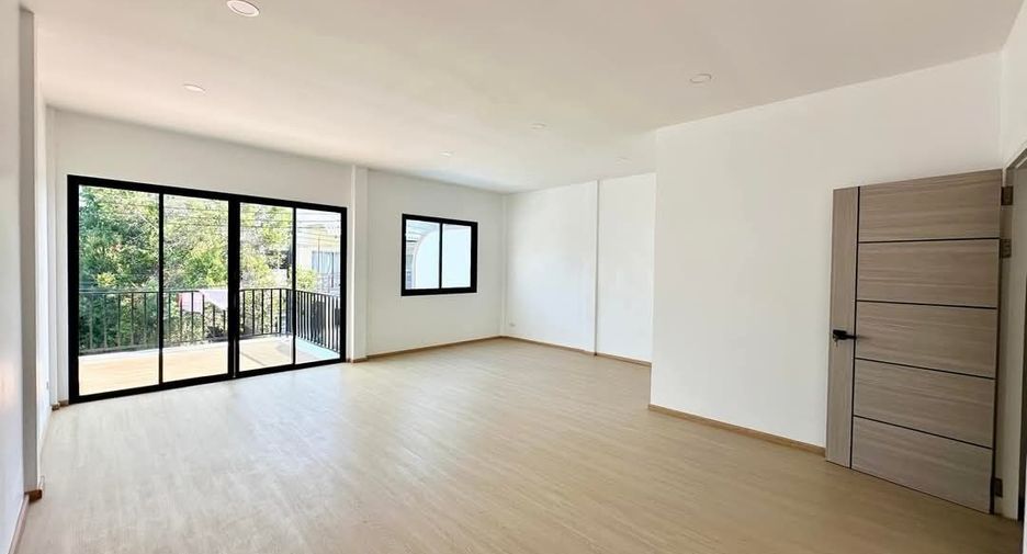 À vendre 4 chambres maison à Thalang, Phuket