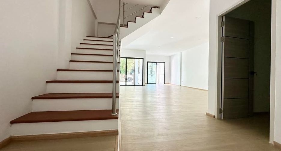 À vendre 4 chambres maison à Thalang, Phuket