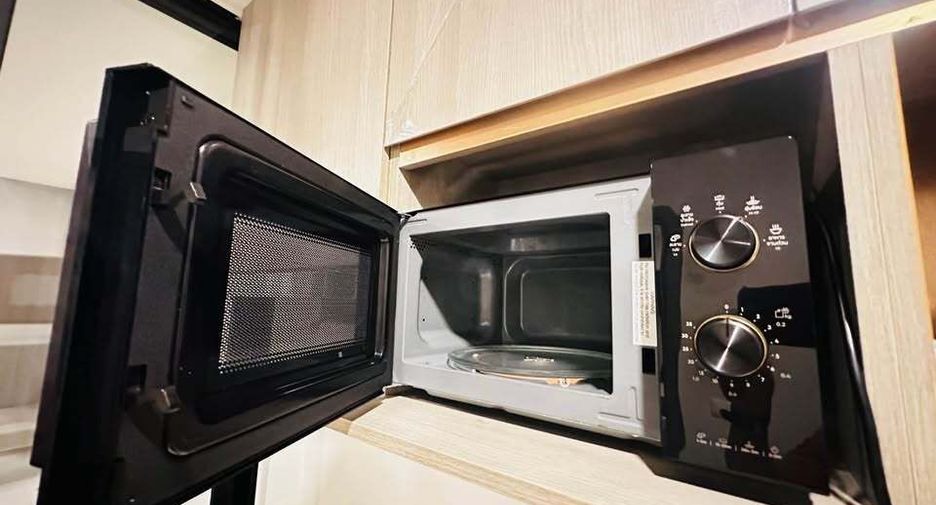 For sale 1 bed condo in Mueang Samut Prakan, Samut Prakan