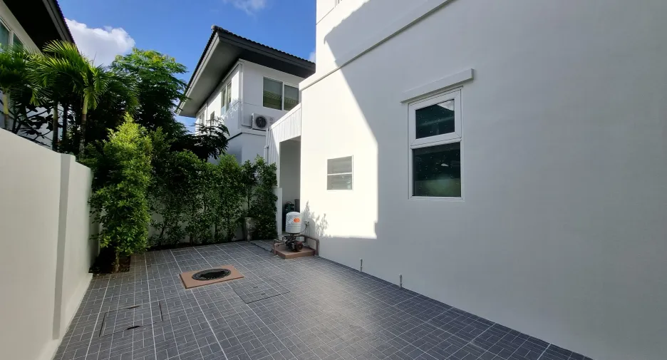 For rent 3 bedrooms house in Mueang Phuket, Phuket