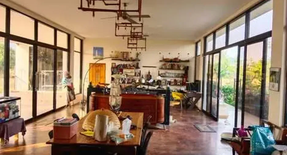 For sale 3 bedrooms villa in Mueang Surin, Surin