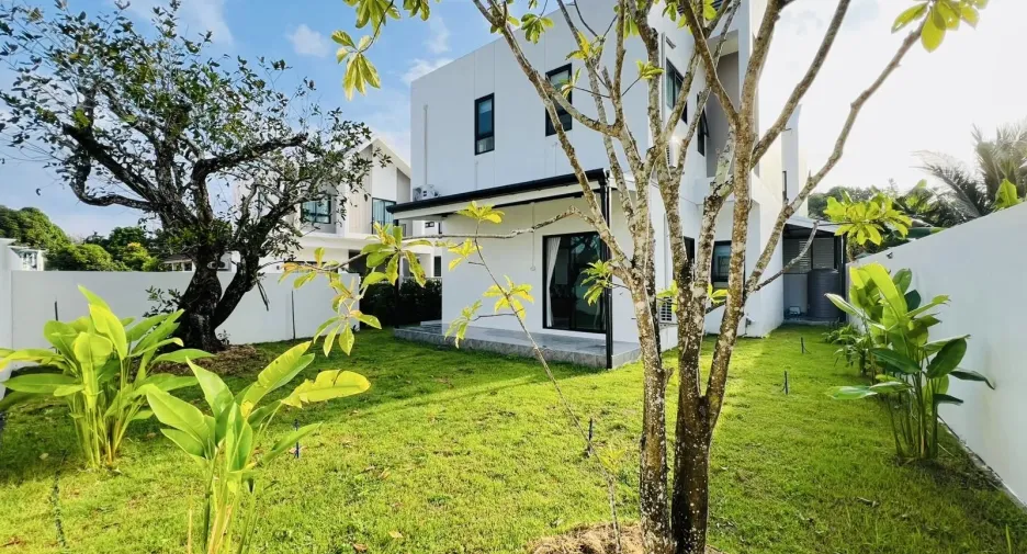 For sale 3 bedrooms villa in Thalang, Phuket