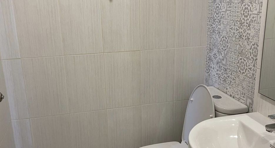 For sale 1 bed condo in Min Buri, Bangkok