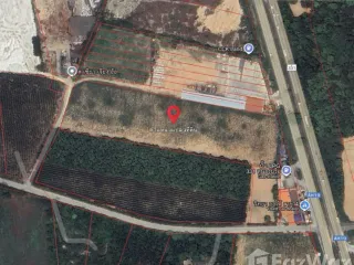 Terreno en venta en Phanat Nikhom, Chonburi