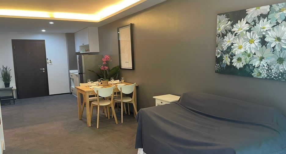 For rent 2 bedrooms condo in Mueang Phuket, Phuket