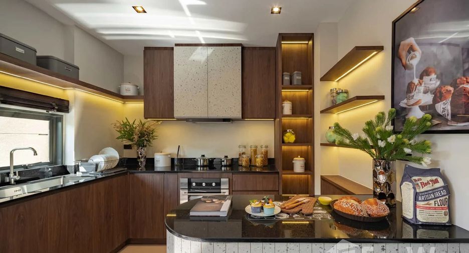 For sale 4 bedrooms house in Lam Luk Ka, Pathum Thani