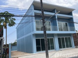 For sale 2 bedrooms townhouse in Thalang, Phuket