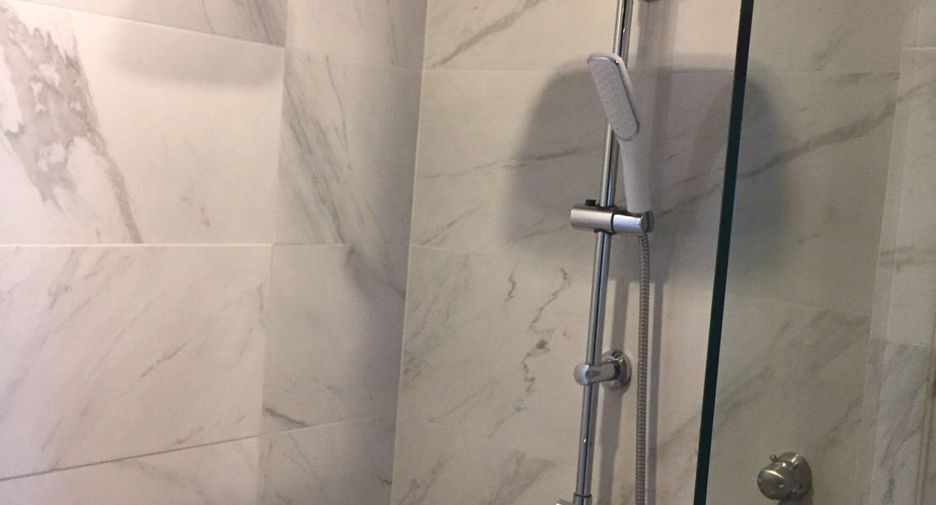 For sale 1 bed condo in Pathum Wan, Bangkok