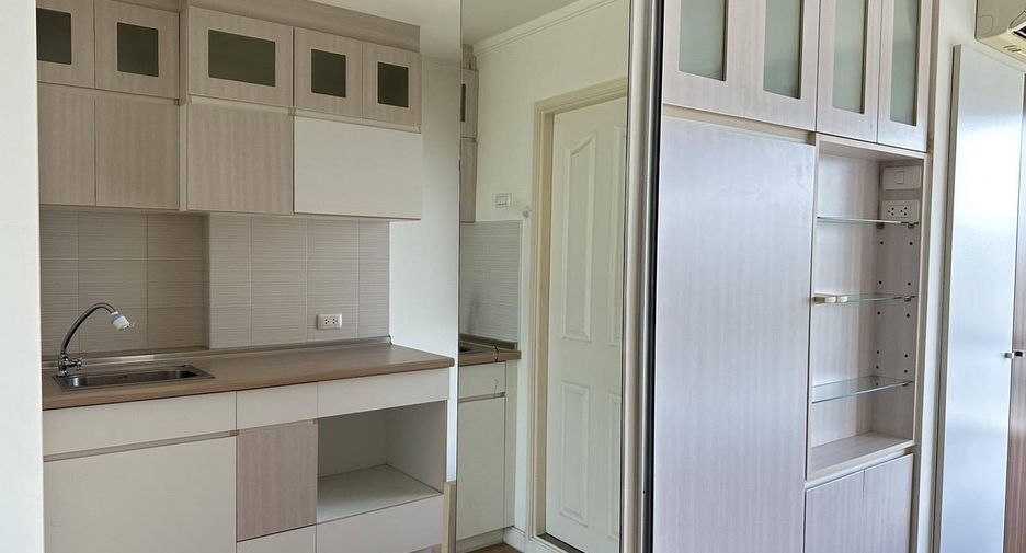 For sale 1 bed condo in Suan Luang, Bangkok