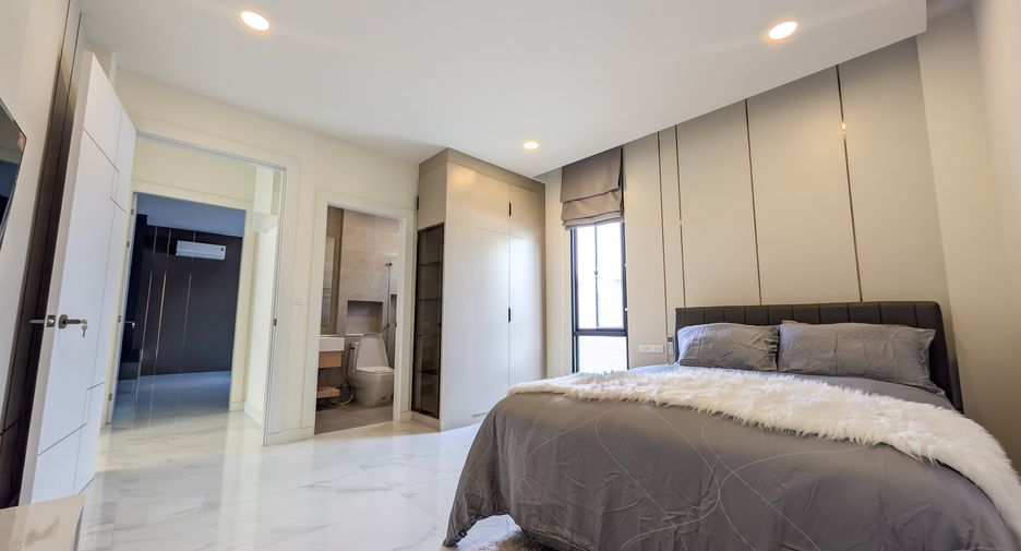 For rent 5 bedrooms house in Bang Lamung, Chonburi
