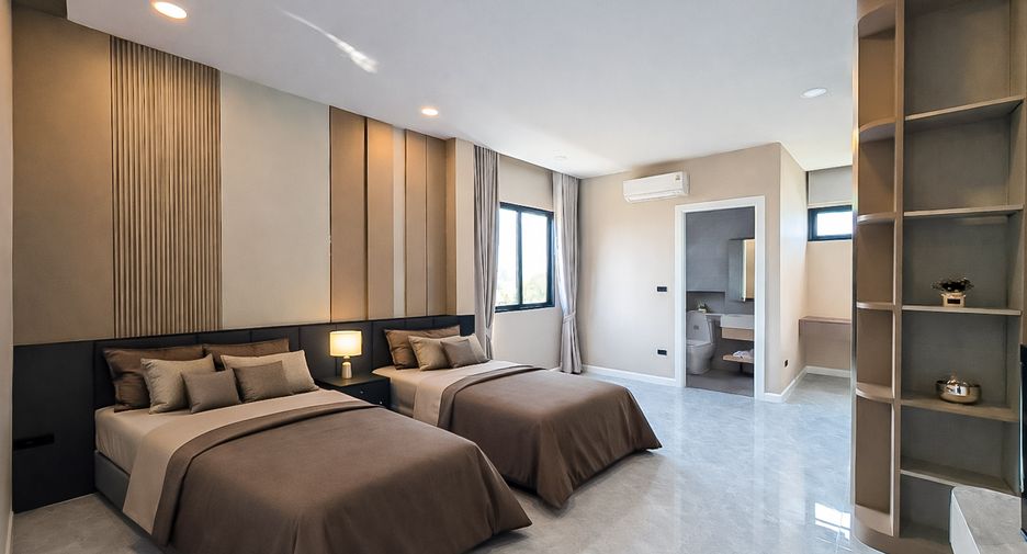 Haus zum Kauf mit 5 Zimmer in Bang Lamung, Chonburi