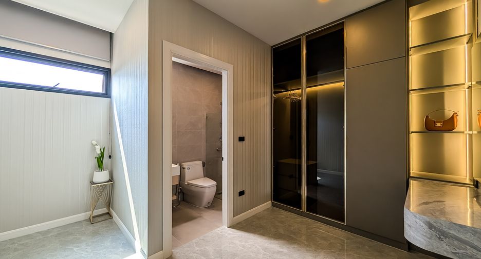 Haus zum Kauf mit 5 Zimmer in Bang Lamung, Chonburi