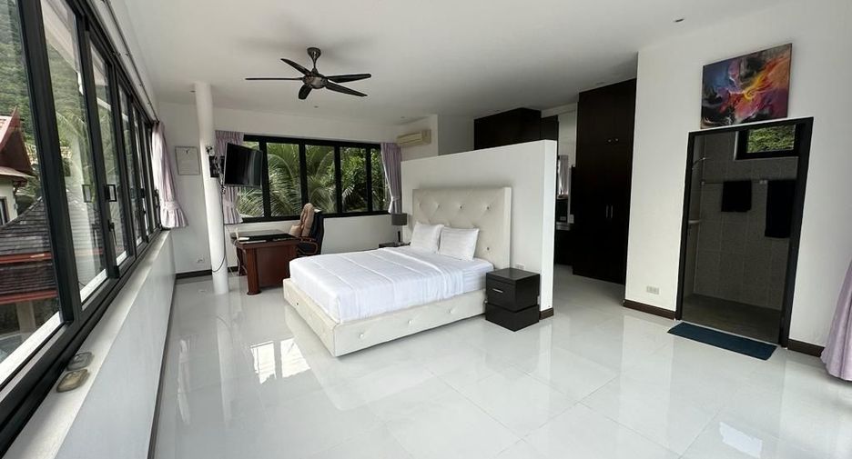 For sale 6 bedrooms villa in Kathu, Phuket