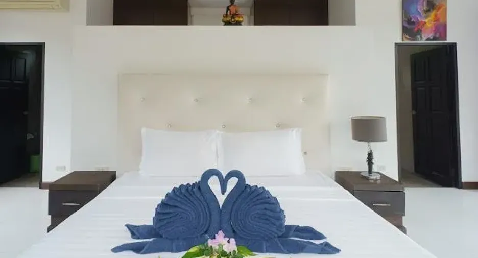 For sale 6 bedrooms villa in Kathu, Phuket