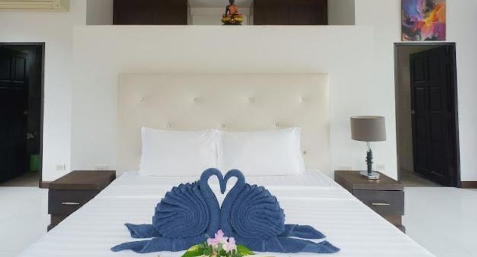 For sale 6 bedrooms villa in Kathu, Phuket