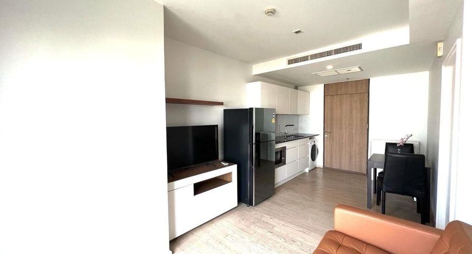 Продажа 1 кровать кондо в Кхлонг Тоеи, Бангкок