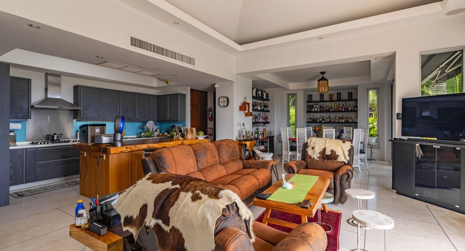 For sale and for rent 5 bedrooms villa in Thalang, Phuket