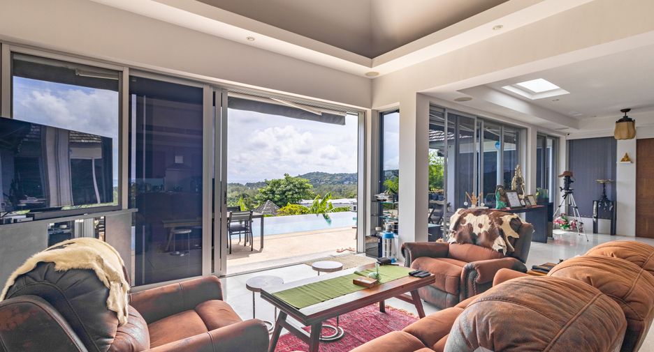 For sale and for rent 5 bedrooms villa in Thalang, Phuket