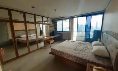For sale 2 bedrooms condo in Watthana, Bangkok