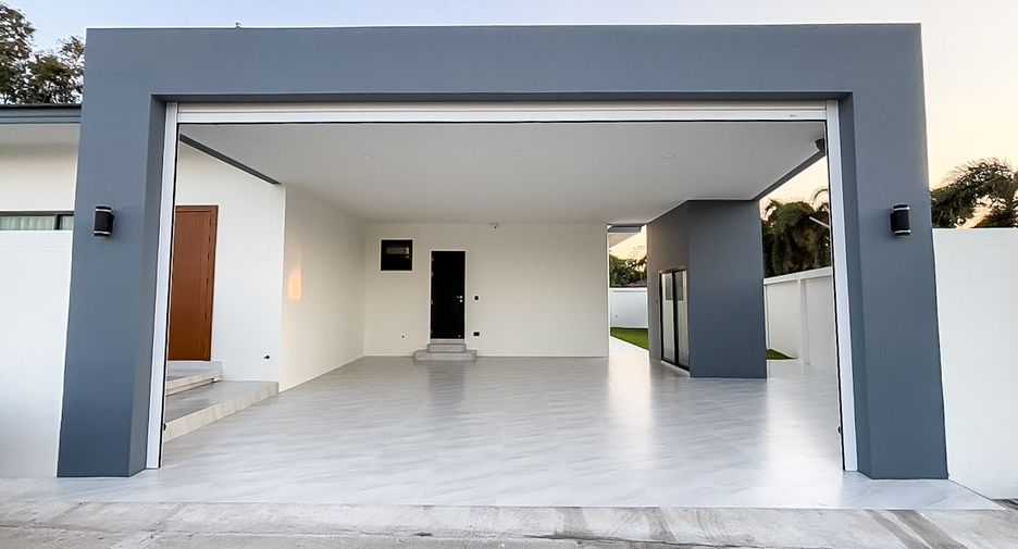 Haus zur Miete mit 3 Zimmer in Bang Lamung, Chonburi