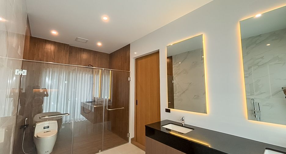 Haus zur Miete mit 3 Zimmer in Bang Lamung, Chonburi