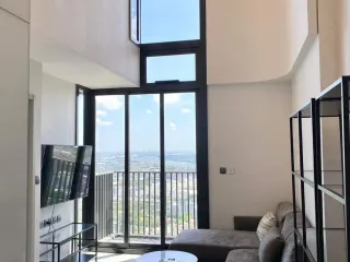 À louer 1 chambre condo à Phra Khanong, Bangkok
