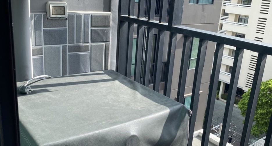 For sale 2 bedrooms condo in Bang Kapi, Bangkok