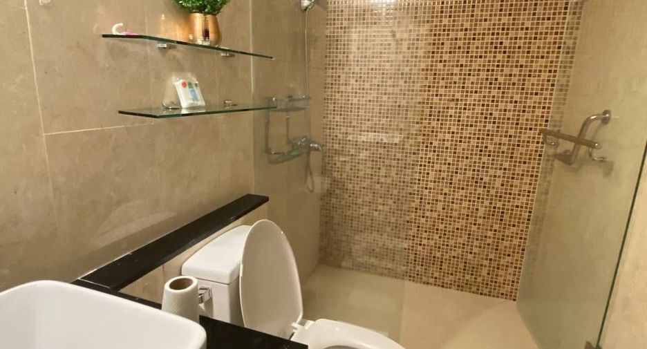 For rent 3 bedrooms apartment in Mueang Phuket, Phuket