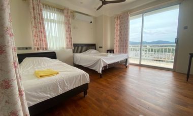 For rent 3 bedrooms apartment in Mueang Phuket, Phuket