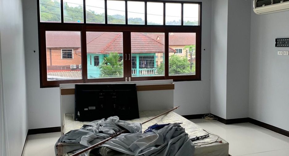 Продажа 3 спальни дом в Катху, Пхукет