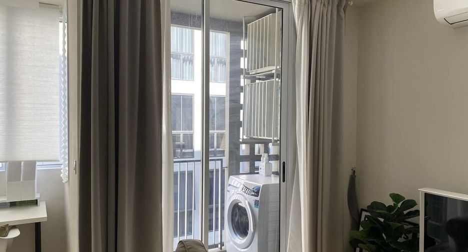 For sale 1 bed condo in Phra Khanong, Bangkok