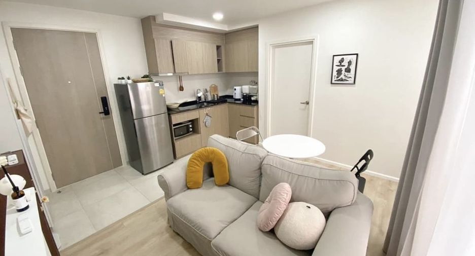 For sale 1 bed condo in Phra Khanong, Bangkok