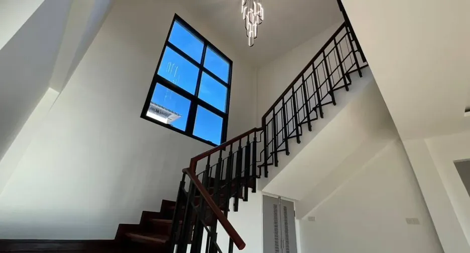 出售 4 卧室 独立屋 在 Phutthamonthon, Nakhon Pathom