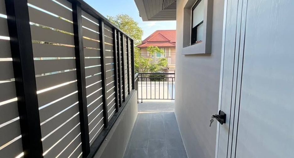 出售 4 卧室 独立屋 在 Phutthamonthon, Nakhon Pathom