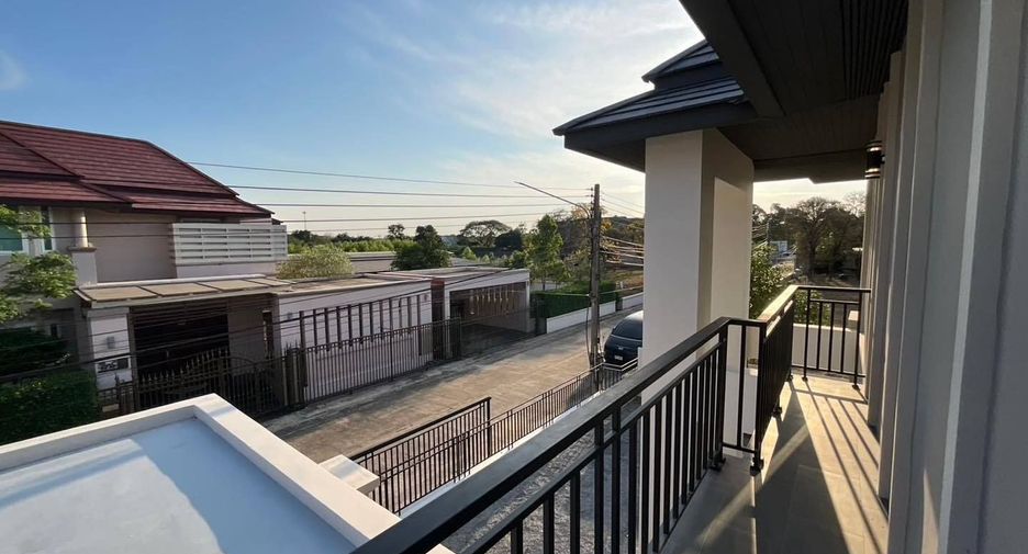 出售 4 卧室 独立屋 在 Phutthamonthon, Nakhon Pathom