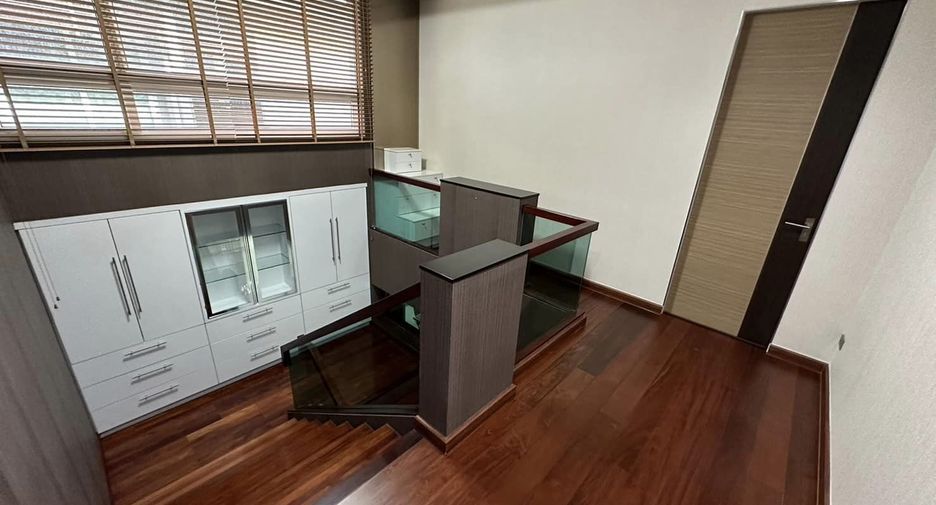 出售 3 卧室 独立屋 在 Chatuchak, 曼谷