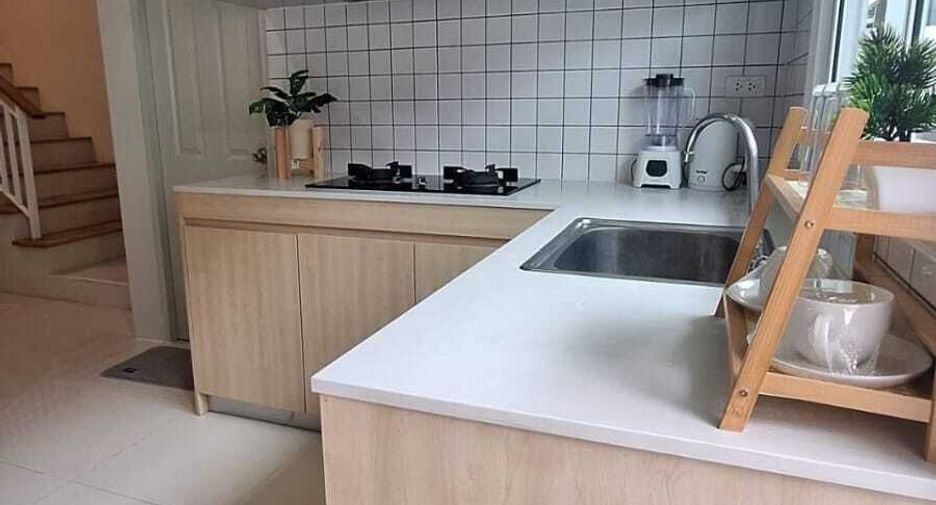 For rent 2 bedrooms townhouse in Mueang Phuket, Phuket