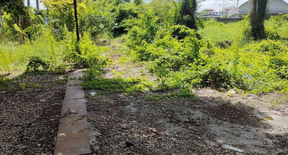 Oficina en venta en Lat Krabang, Bangkok