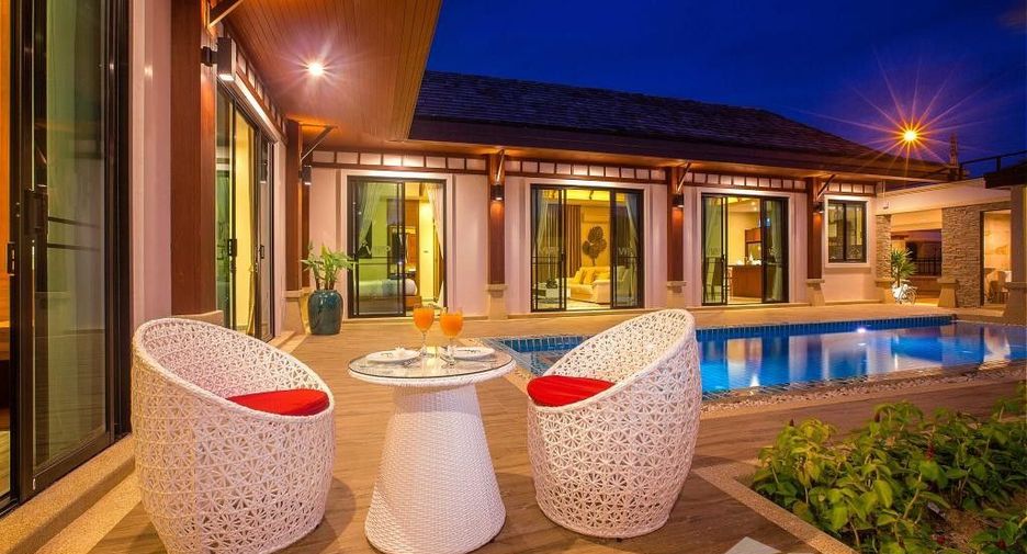 For rent 4 bedrooms villa in Mueang Phuket, Phuket