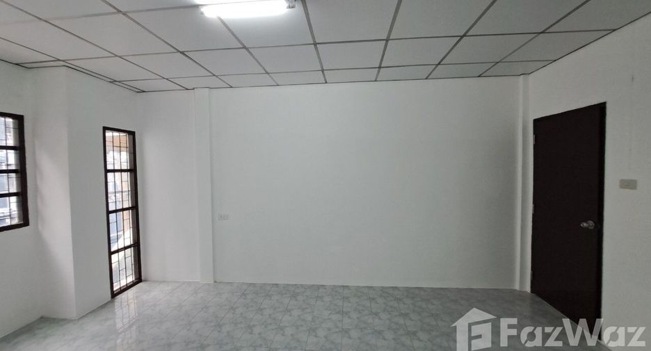 Продажа 4 спальни торговое помещение в Mueang Nonthaburi, Нонтабури