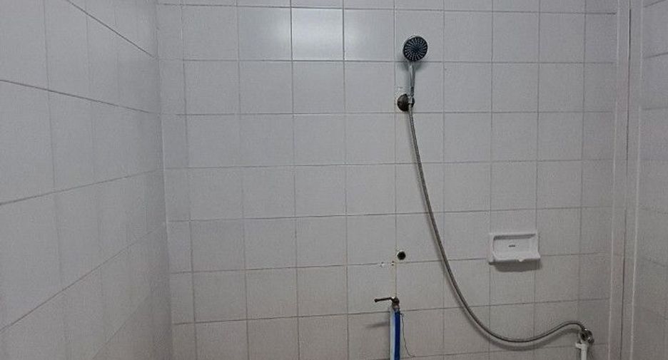 Продажа 4 спальни торговое помещение в Mueang Nonthaburi, Нонтабури