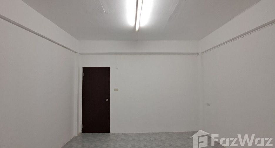 Продажа 4 спальни торговое помещение в Mueang Nonthaburi, Нонтабури