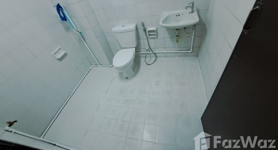 Продажа 4 спальни торговое помещение в Mueang Nonthaburi, Нонтабури