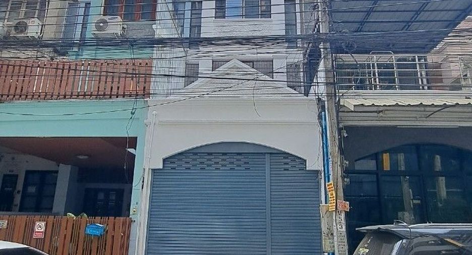 Продажа 4 спальни торговое помещение в Mueang Nonthaburi, Нонтабури