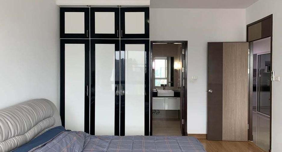 For sale 1 bed condo in Bang Kho Laem, Bangkok