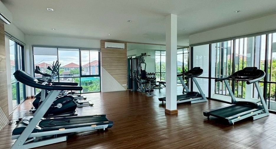 Reihenhaus zum Kauf mit 4 Zimmer in Lam Luk Ka, Pathum Thani