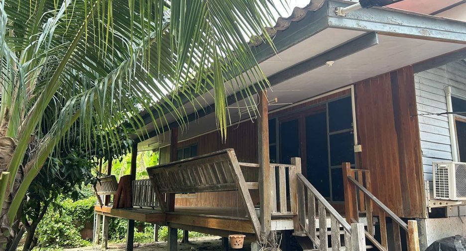 For sale 5 bedrooms house in Pho Thale, Phichit