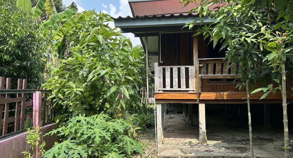 For sale 5 bedrooms house in Pho Thale, Phichit
