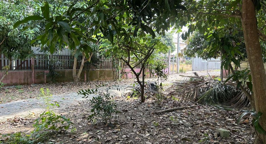 For sale 5 bedrooms house in Pho Thale, Phichit